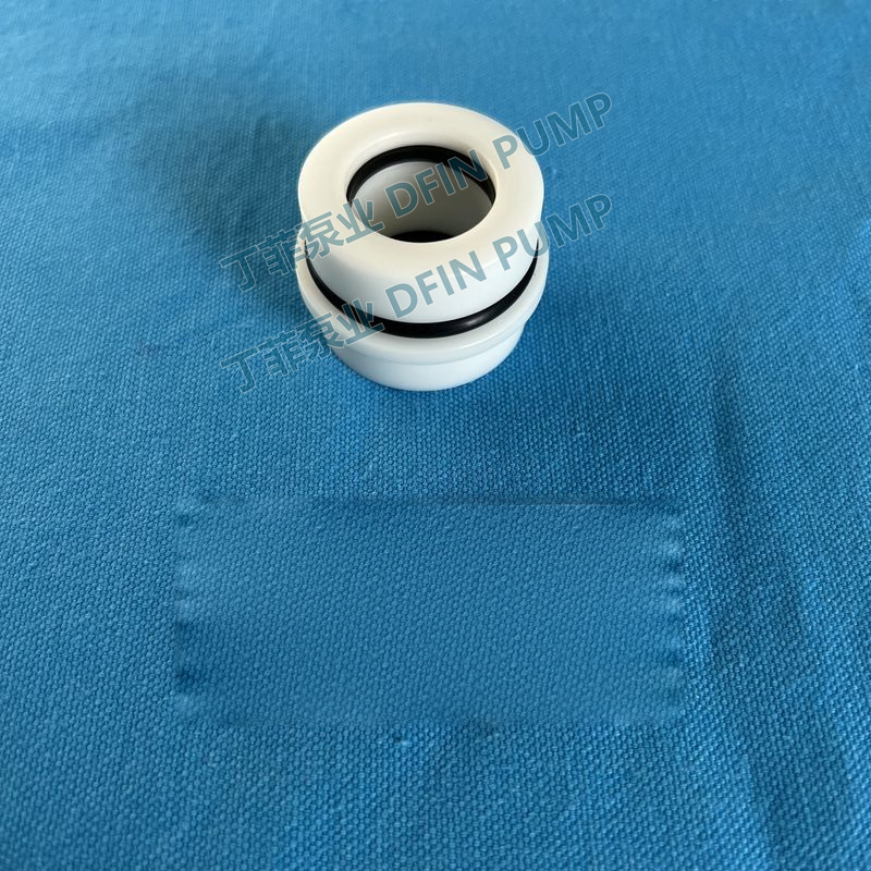 WILDEN 08-3300-99-60 — Bushing (compatible replacement)